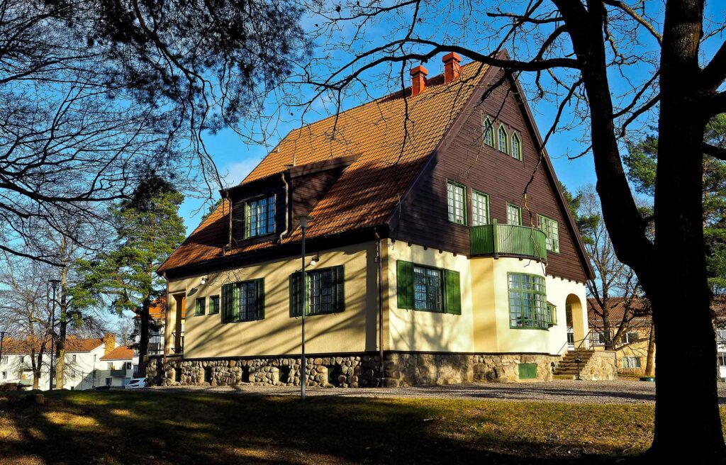 Fastigheten Bondegatan 33, Wengströmska villan, i Katrineholm.